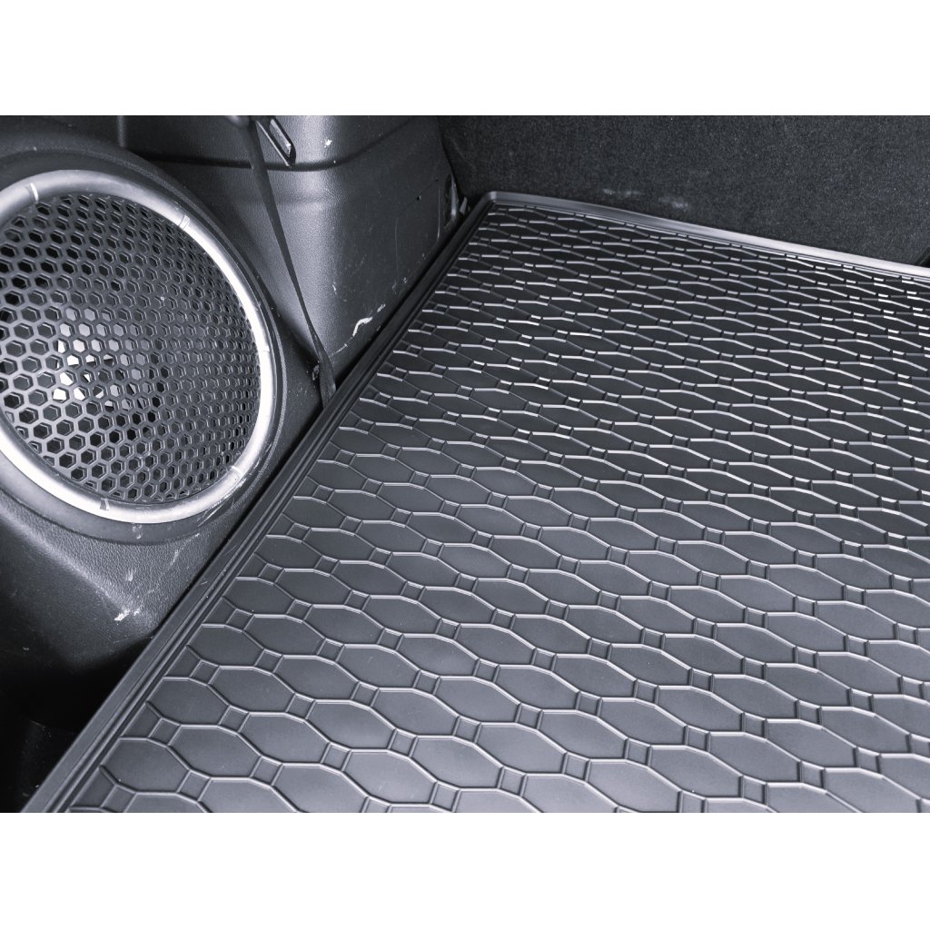 Vana do kufru gumová Mitsubishi Outlander 5 místné 2012- | RIGUM