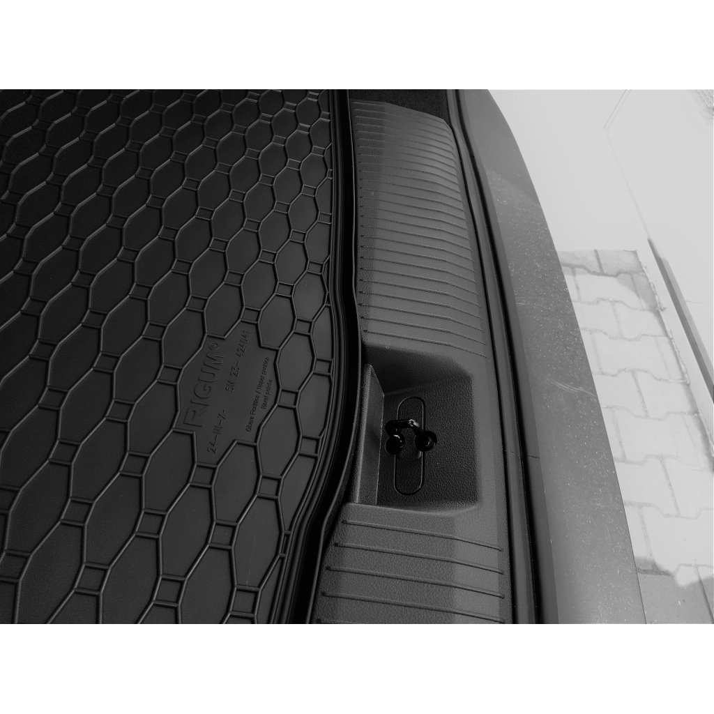 Vana do kufru gumová Nissan X-Trail e-Power 5 místné 2023- | RIGUM