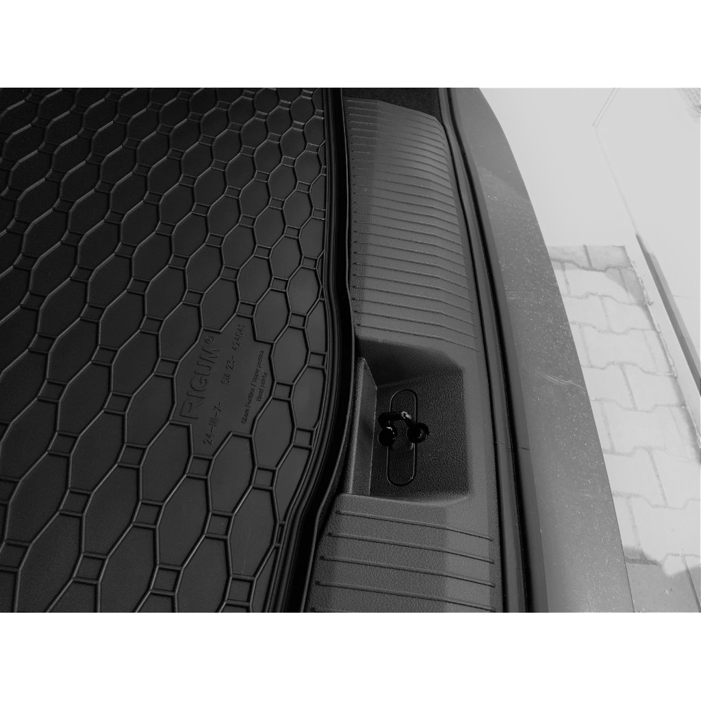 Vana do kufru gumová Nissan X-Trail e-Power 5 místné 2023- | RIGUM