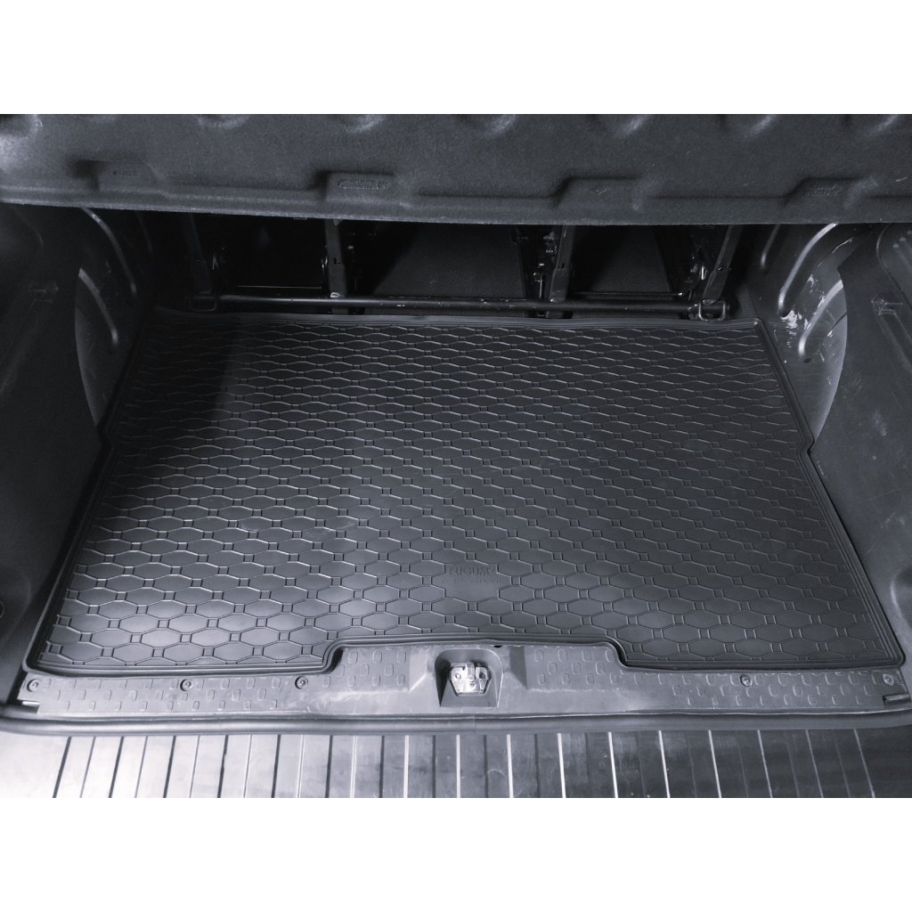 Vana do kufru gumová Opel Vivaro 2014- | RIGUM