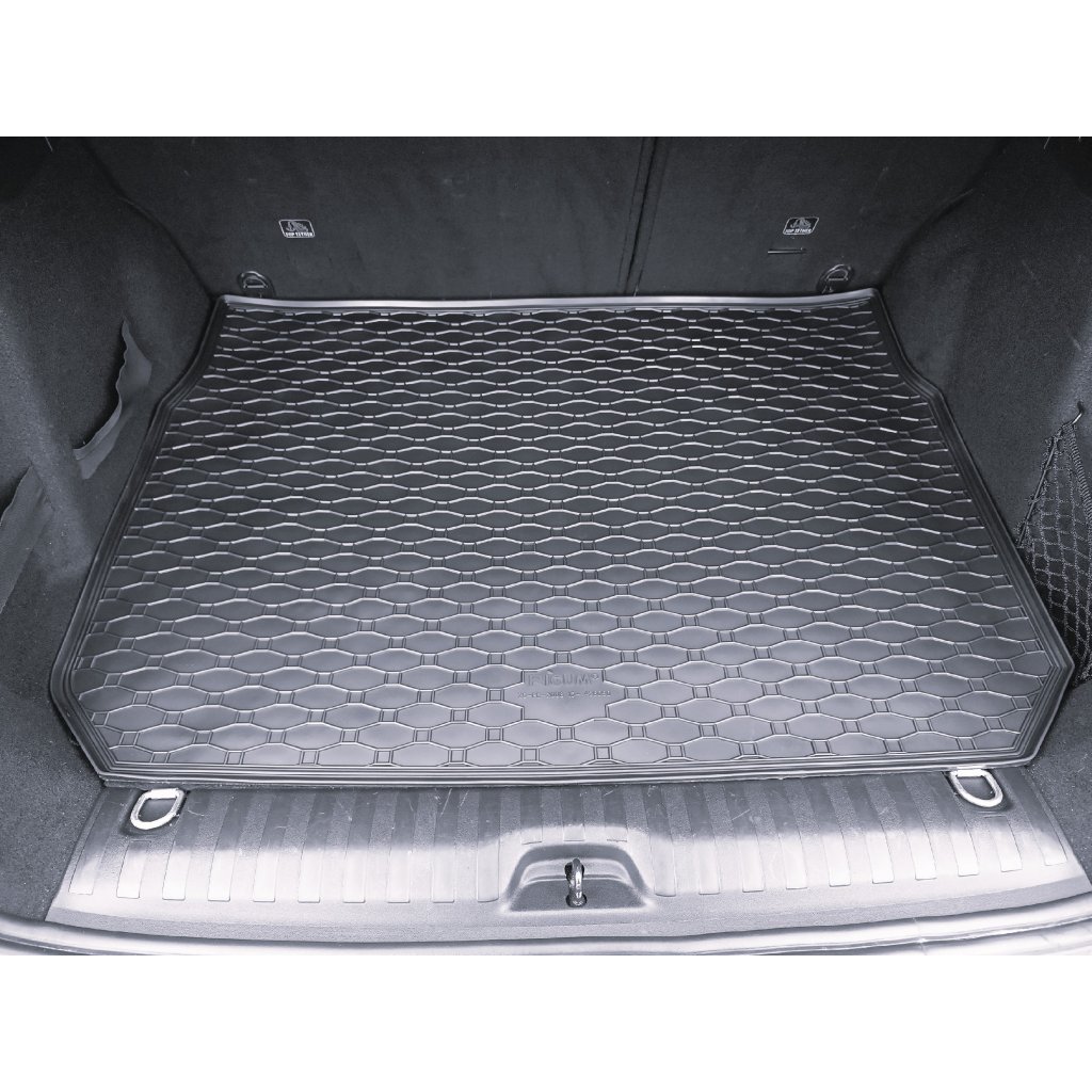 Vana do kufru gumová Peugeot 2008 2013- | RIGUM