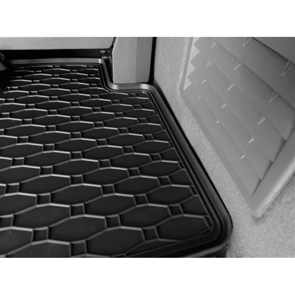Vana do kufru gumová Volkswagen T7 Multivan L1 2022- | RIGUM