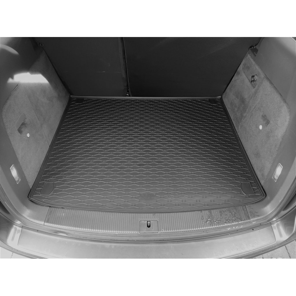 Vana do kufru gumová Volkswagen Touareg dvouzónová klimatizace 2002- | RIGUM