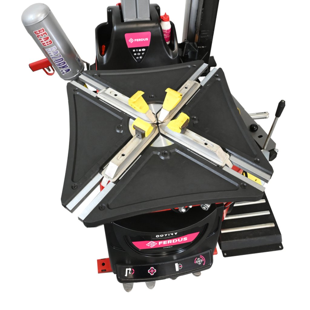 Zouvačka pneumatik 6-28" LC889NV + Helper AL390H - F16146