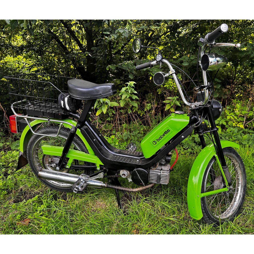 Zvukový systém na motocykl, skútr, ATV s USB, BT, 2 x dálkové ovládání, barva chrom