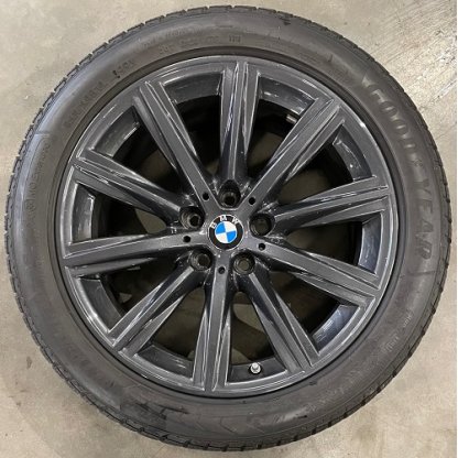 Bazar. komplety 8,0x18 5/112 ET30 BMW 5, zimní pneu 245/45R18 100V Good year UG8 RFT
