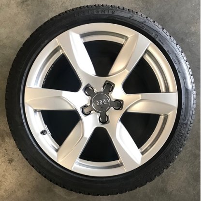 Bazar. komplety 8,50+10,5x18 5/112 ET55+42 Original Audi R8, 235/40R18 95Wa 285/35R18 101W