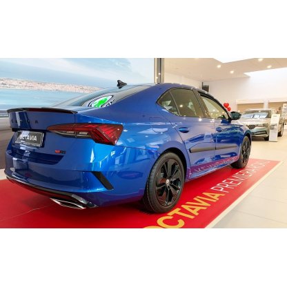 Boční lišty na dveře Škoda Octavia IV Liftback/Combi 2019- F20 | Rider