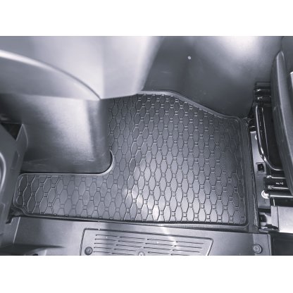 Gumové autokoberce Iveco T-Way 2022- | RIGUM