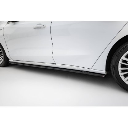 Maxton Design difuzory pod boční prahy pro Ford Focus Mk4, černý lesklý plast ABS, Vignale, Estate/Hatchback