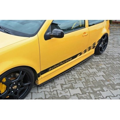 Maxton Design difuzory pod boční prahy pro Volkswagen Golf R Mk4, černý lesklý plast ABS