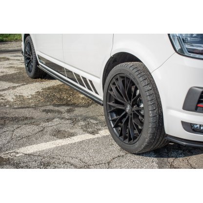 Maxton Design difuzory pod boční prahy pro Volkswagen T6, černý lesklý plast ABS