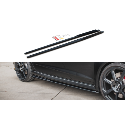 Maxton Design difuzory pod boční prahy ver.2 pro Audi RS3 8V Facelift, carbon-Look, Sedan