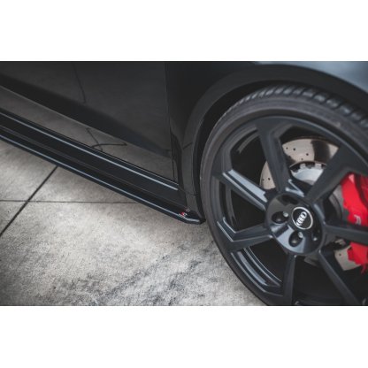Maxton Design difuzory pod boční prahy ver.2 pro Audi RS3 8V Facelift, carbon-Look, Sedan