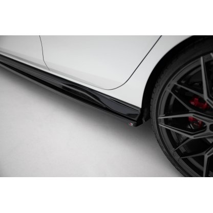 Maxton Design difuzory pod boční prahy ver.4 pro Volkswagen Golf GTI Mk8, černý lesklý plast ABS