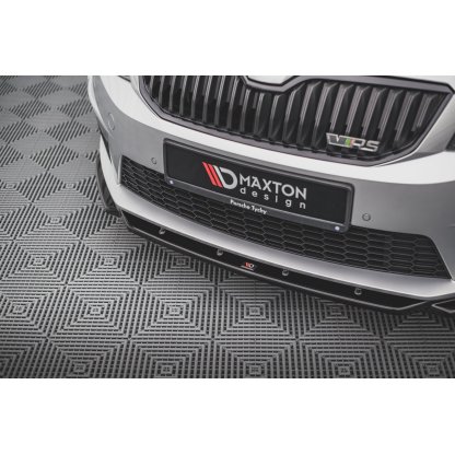 Maxton Design spoiler pod přední nárazník ver.4 pro Škoda Octavia RS Mk3, černý lesklý plast ABS