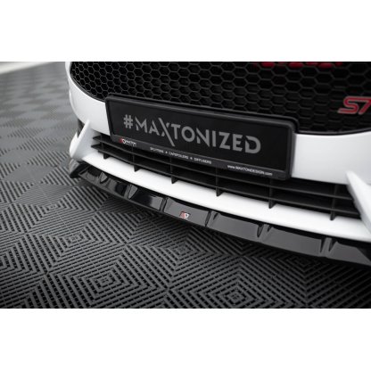 Maxton Design spoiler pod přední nárazník ver.6 s křidélky pro Ford Fiesta ST Mk7 Facelift, černý lesklý plast ABS