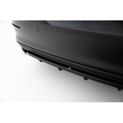 Maxton Design spoiler pod zadní nárazník s žebrováním pro Audi A3 8Y, černý lesklý plast ABS, plast ABS bez povrchové úpravy, Sedan