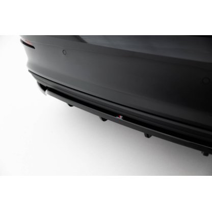 Maxton Design spoiler pod zadní nárazník s žebrováním pro Audi A3 8Y, černý lesklý plast ABS, plast ABS bez povrchové úpravy, Sedan