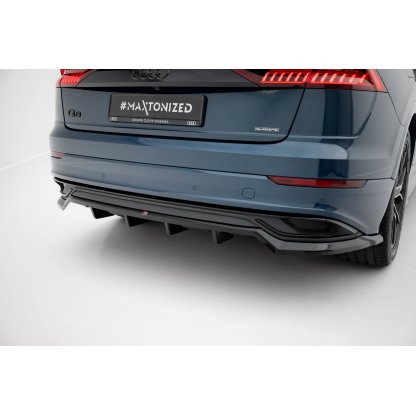 Maxton Design spoiler pod zadní nárazník s žebrováním pro Audi Q8 Mk 1, černý lesklý plast ABS