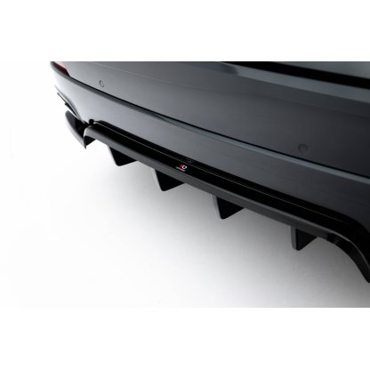 Maxton Design spoiler pod zadní nárazník s žebrováním pro Maserati Levante Mk1 GT Facelift, černý lesklý plast ABS