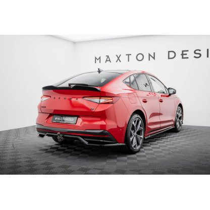 Maxton Design spoiler pod zadní nárazník s žebrováním pro Škoda Enyaq iV RS Mk1, černý lesklý plast ABS