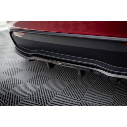 Maxton Design spoiler pod zadní nárazník s žebrováním v.2 pro Tesla Model 3 Mk1 Project Highland Facelift, černý lesklý plast ABS