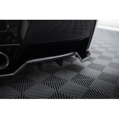 Maxton Design středový spoiler pod zadní nárazník s žebrováním pro Chevrolet Corvette C7, černý lesklý plast ABS, Stingray