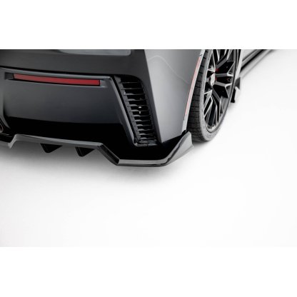 Maxton Design středový spoiler pod zadní nárazník s žebrováním pro Chevrolet Corvette C7, černý lesklý plast ABS, Z06