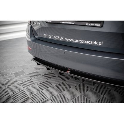 Maxton Design středový spoiler pod zadní nárazník s žebrováním pro Škoda Fabia MK3 Facelift, černý lesklý plast ABS