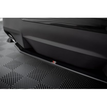 Maxton Design středový spoiler zadního nárazníku pro BMW řada 2 G42 Standard, černý lesklý plast ABS