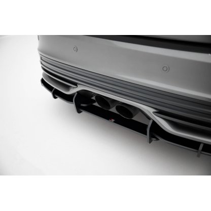 Maxton Design ''Street Pro'' difuzory pod boční prahy s křidélky pro Ford Focus ST Mk3 Facelift, plast ABS bez povrchové úpravy, s černou linkou