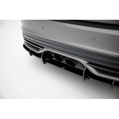 Maxton Design ''Street Pro'' difuzory pod boční prahy s křidélky pro Ford Focus ST Mk3 Facelift, plast ABS bez povrchové úpravy, s černou linkou