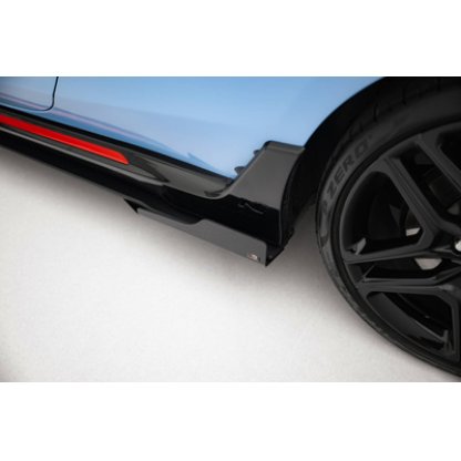 Maxton Design "Street Pro" difuzory pod boční prahy s křidélky pro Hyundai Veloster N Mk2, plast ABS bez povrchové úpravy, s černou a červenou linkou