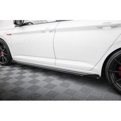 Maxton Design "Street Pro" difuzory pod boční prahy s křidélky pro Volkswagen Jetta Mk7 GLI, černý lesklý plast ABS, s černou linkou