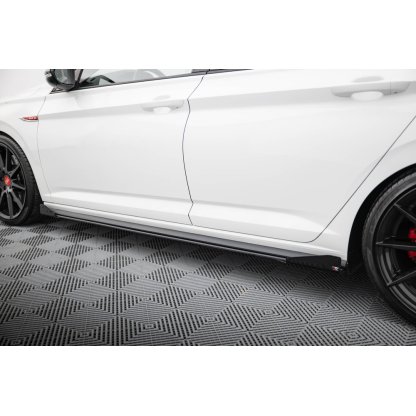 Maxton Design "Street Pro" difuzory pod boční prahy s křidélky pro Volkswagen Jetta Mk7 GLI, černý lesklý plast ABS, s černou linkou