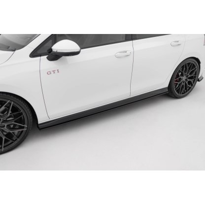 Maxton Design "Street Pro" difuzory pod boční prahy ver.2 pro Volkswagen Golf GTE Mk8 Facelift, plast ABS bez povrchové úpravy, s černou a červenou linkou