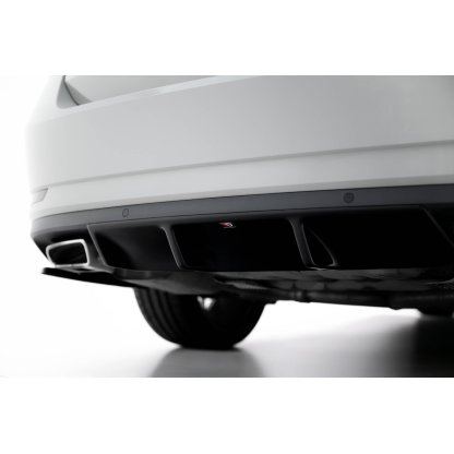 Maxton Design vložka zadního nárazníku pro Škoda Superb Mk3, Mk3 FL, černý lesklý plast ABS