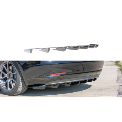 Maxton Design vložka zadního nárazníku pro Tesla Model 3 Mk1, černý lesklý plast ABS