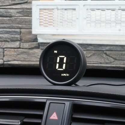 Palubní DISPLEJ s vysokou viditelností, GPS měřič rychlosti