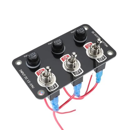 Panel s 3x spínači + 3x pojistky, 12/24V