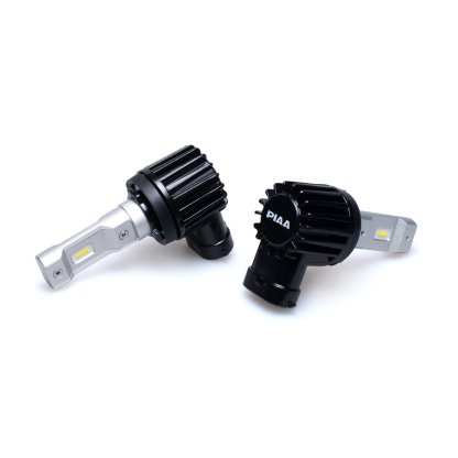PIAA Gen4 LED náhrady autožárovek H8/H9/H11/H16 s teplotou světla 6000K