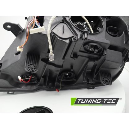 Přední světlo čiré pravé pro BMW X3 F25 2010-2014 xenon