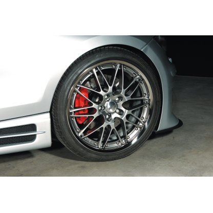 Rieger boční práh mont. strana levá pro BMW řada 1 E87 4-dvéř., sedan vč. faceliftu, r.v. 04/07-08/11, 09/04-03/07, plast ABS bez povrchové úpravy, s prolisem, s prolisem a dvěma výřezy