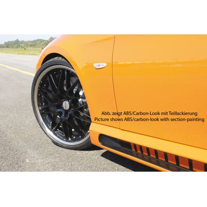 Rieger boční práh mont. strana levá pro BMW řada 3 E92, E93 kabriolet, kupé vč. faceliftu, r.v. 03/07-02/10, 03/10-, 09/06-02/10, plast ABS s povrchovou úpravou Carbon-Look, s prolisem, s prolisem a dvěma výřezy