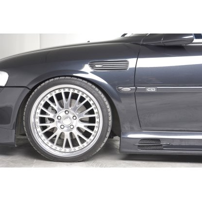 Rieger boční práh mont. strana levá pro Opel Vectra B caravan, hatchback, notchback, plast ABS bez povrchové úpravy, s prolisem, s prolisem a dvěma výřezy