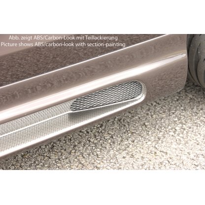 Rieger boční práh mont. strana levá pro Volkswagen Golf 4 1J 3-dvéř., 5-dvéř., combi, r.v. 10/97-03, plast ABS s povrchovou úpravou Carbon-Look, s prolisem a výřezem
