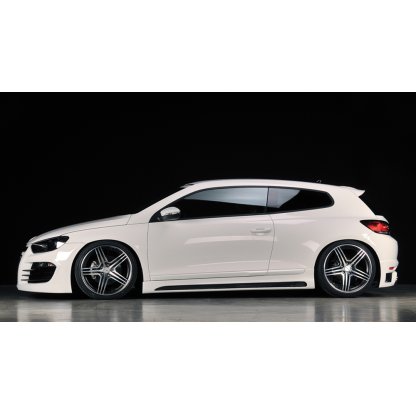 Rieger boční práh mont. strana pravá pro Volkswagen Scirocco 3 13 2-dvéř., r.v. 08/08-, plast ABS s povrchovou úpravou Carbon-Look, s prolisem a výřezem