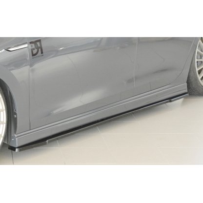 Rieger spoiler pod boční práh mont. strana levá pro Seat Leon 5F 5-dvéř., 01/17-, plast ABS lakovaný do černé lesklé barvy