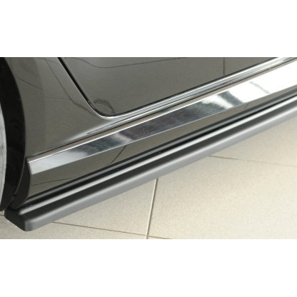 Rieger spoiler pod boční práh mont. strana pravá pro Audi RS3 8V 5-dvéř. (sportback 8VA / 8VF), r.v. 02/17-, plast ABS bez povrchové úpravy